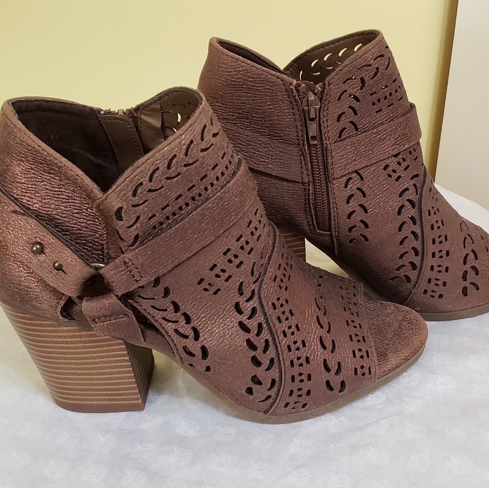 Open toe booties